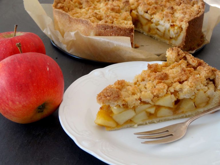 Veganer Apfelkuchen mit Streuseln * Bei Lola zu Hause